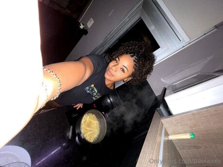 Paolaaxo star du porno gratuit galeries