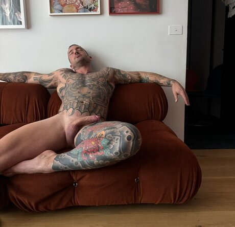 Aussiemenexhibit étoile érotique image