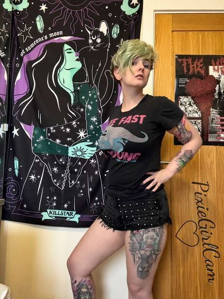 Pixiegirlcam nus star du porno des photos