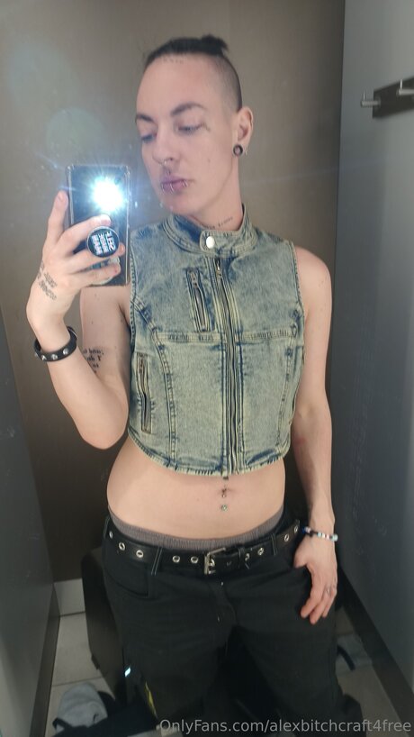 Alexbitchcraft4free étoile hd des photos