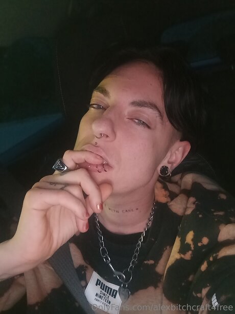 Alexbitchcraft4free étoile chaude img