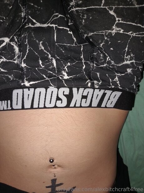 Alexbitchcraft4free modèle sexy des photos