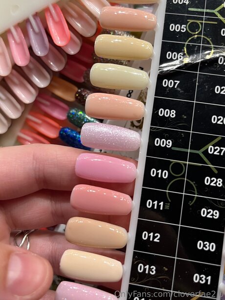 Cloverfae2 0 modèle artistique archive