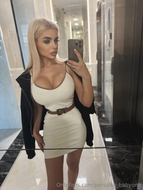 Perssian Babyone actrice parfaite galerie