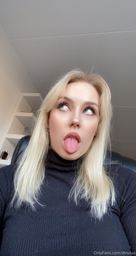 Dinulya modèle pornographique archive