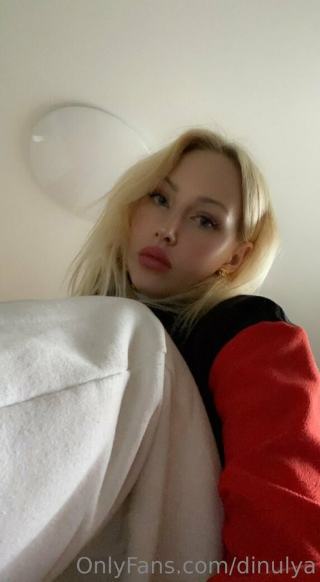 Dinulya meilleure star du porno photos