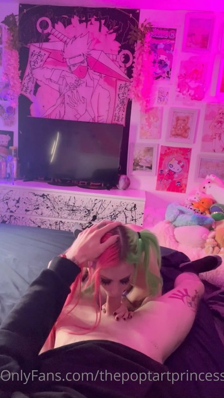 Furbymommy star du porno chaude galeries