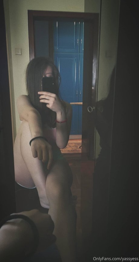 Jovana Radisavljevic modèle exclusif photo