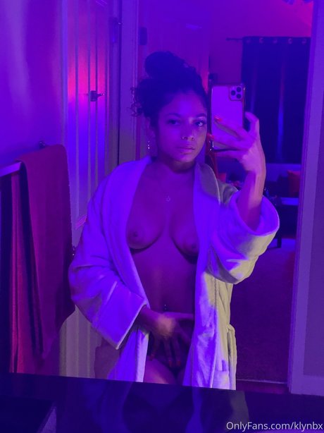 Koryanna Beavers belle star du porno photo