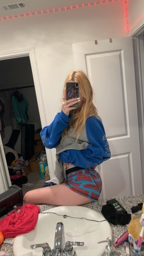 Rebecca Espinoza Rothrock_ star du porno gratuit photos