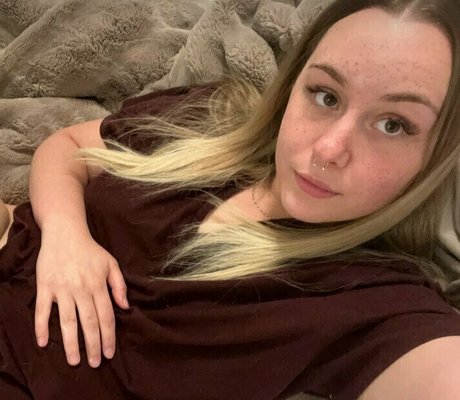 adorer onlyfans gratuit exclusif photos