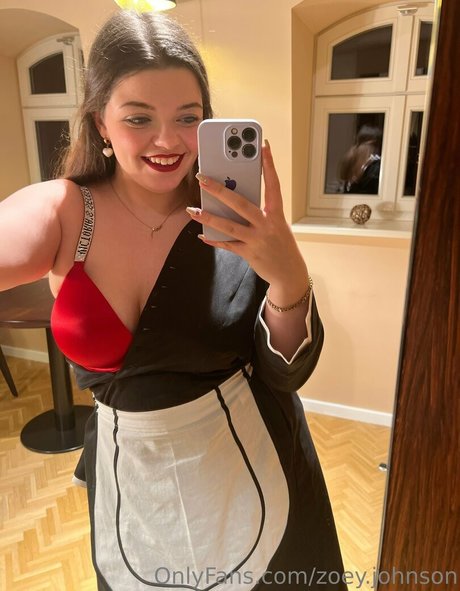 zoey johnson belle étoile des photos