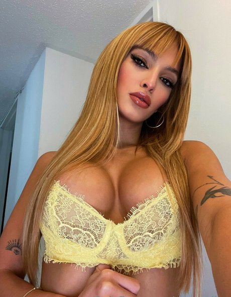 string gros cul onlyfans chaud nu des photos