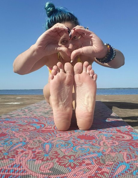 Hally Alyson haut étoile img