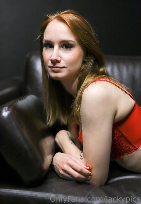 Jackypics modèle xxx galerie