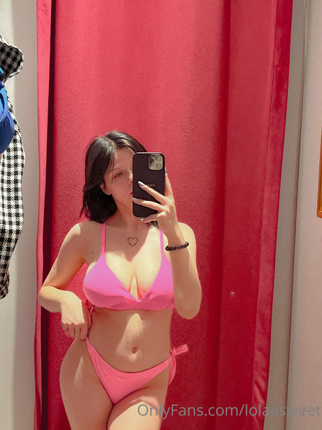 Lolaasweet Lyalyaaa star du porno sexy img