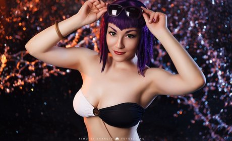 Zoe Volf Cosplay étoile érotique photo