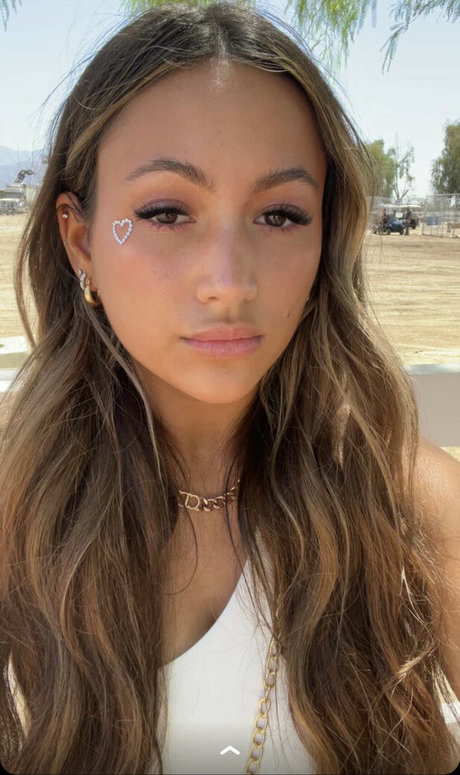 Zoe Ferguson modèle artistique image