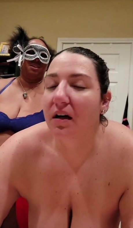 Witchy Marlaina actrice chaude des photos