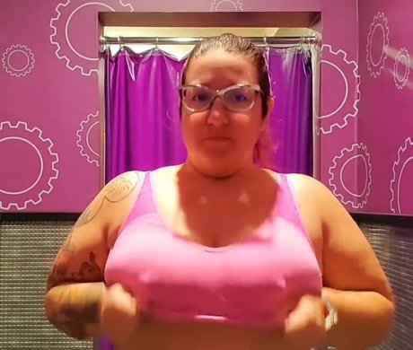 Witchy Marlaina actrice de grande qualité photos