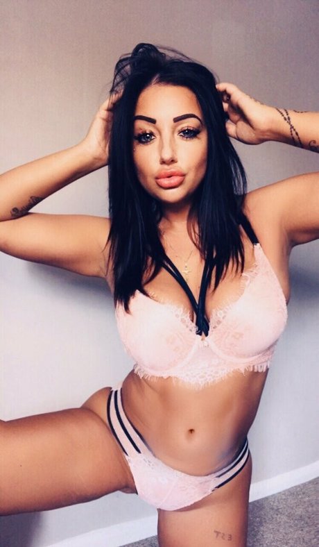 grosse bite anale uniquementfans nu sympa collection