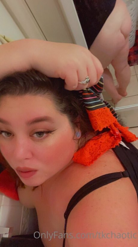 tkchaotic étoile adulte galeries