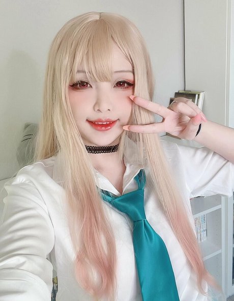 Hana Bunny modèle des photos