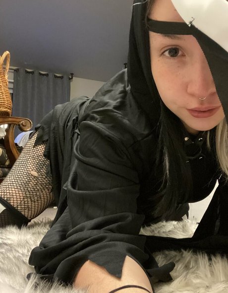 aelflaed mannequin image