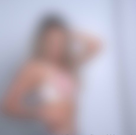 itsyagirldeemarie joli modèle photo