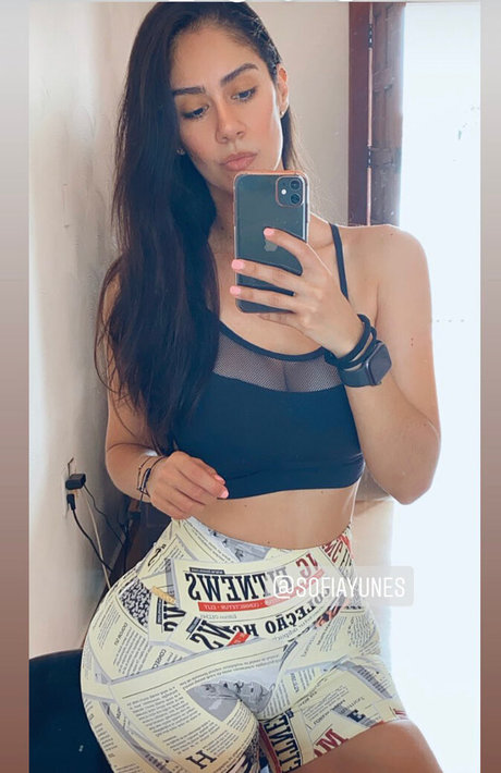 Sofia Yunes modèle gratuit des photos