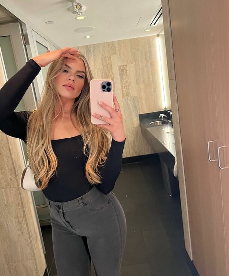 kristenconger modèle gratuit galeries