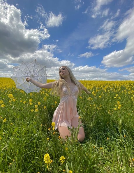 skyebaby95 actrice exclusive galeries