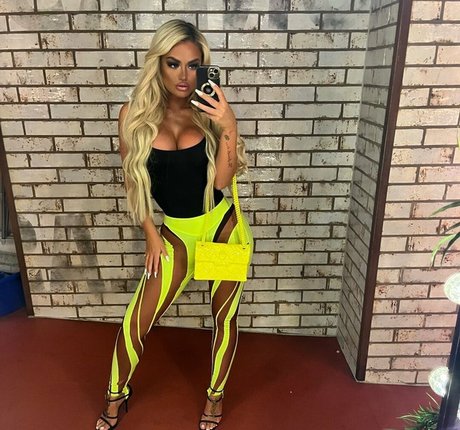 CourtneyDoyle star du porno sexy archive