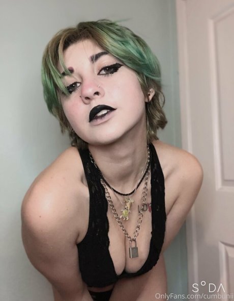 Gremlinbxtch belle star du porno photos