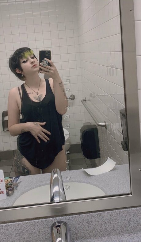 Gremlinbxtch actrice parfaite photo