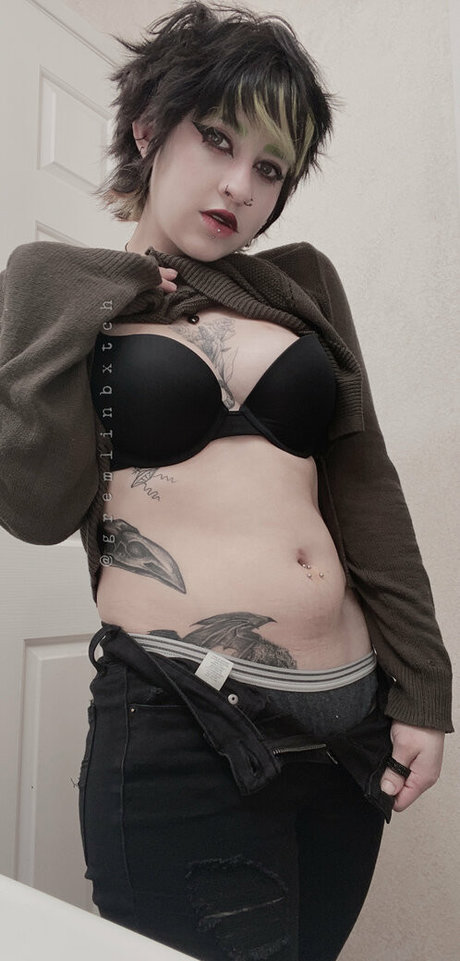 Gremlinbxtch étoile érotique collection