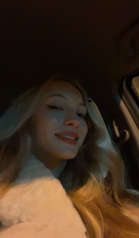 léchage daisselles onlyfans érotique parfait collection