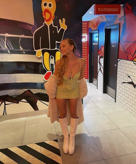 ébène sexy onlyfans nus pornographiques des photos