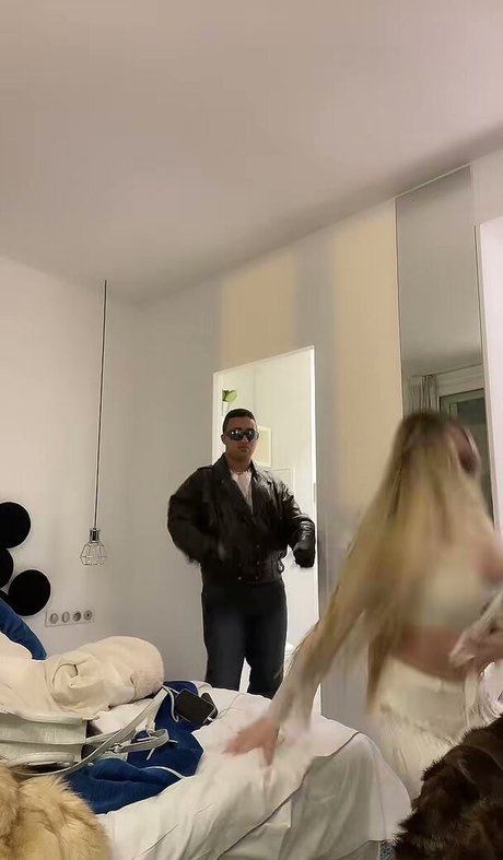 ébène aux gros seins onlyfans assez gratuit photo