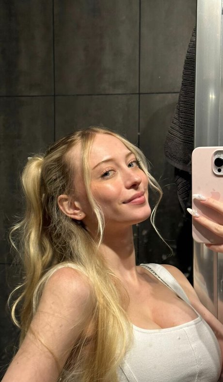 maman fils onlyfans beaux nus image