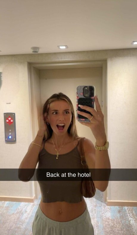 baisers lesbiens onlyfans meilleur exclusif images