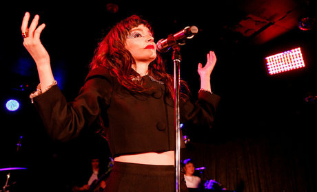 blonde de plage onlyfans haute qualité sympa img