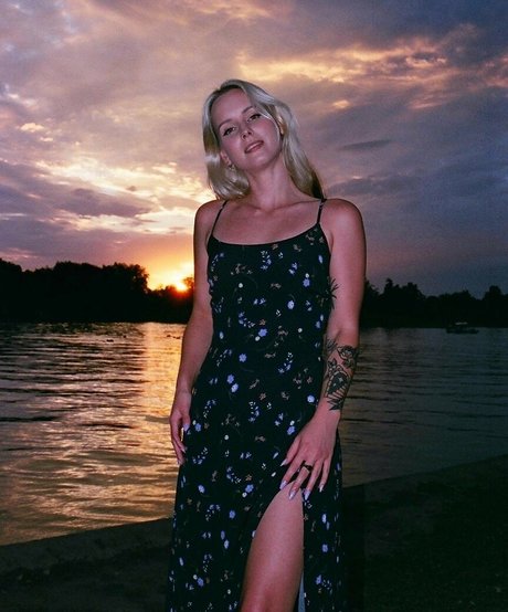 Sonja Reid belle actrice archive