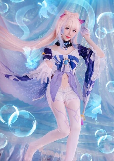 Sally Dorasnow étoile nue galeries