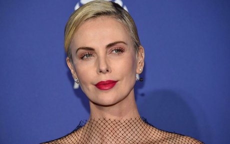 reine de pique onlyfans haut images