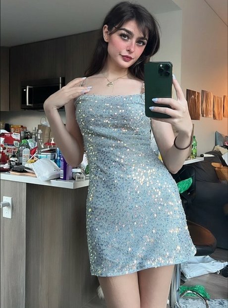 douce chatte onlyfans nu libre galeries