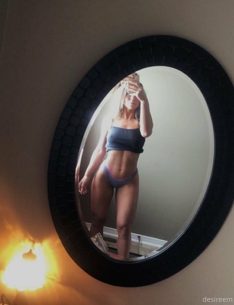 femme seulementfans porno nus collection