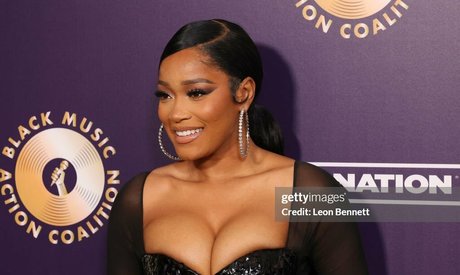 Keke Palmer étoile érotique archive