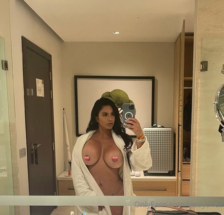 faux seins milf onlyfans pornographique xxx images