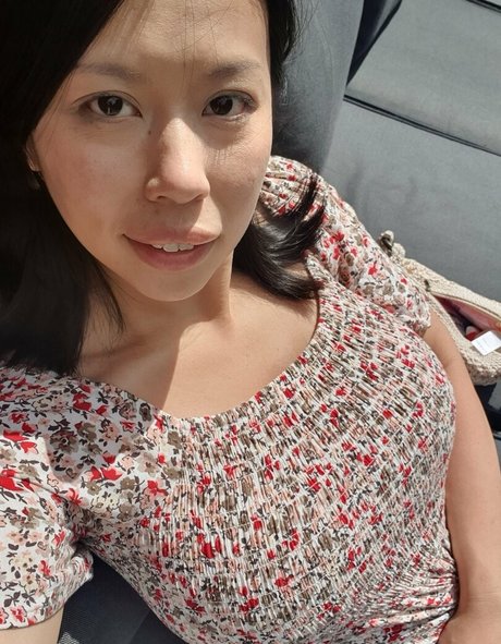 blonde aux gros seins onlyfans nus pornographiques images